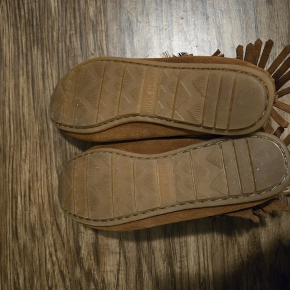 Minnetonka Ankle Moccasins Size 7 - Picture 5 of 5
